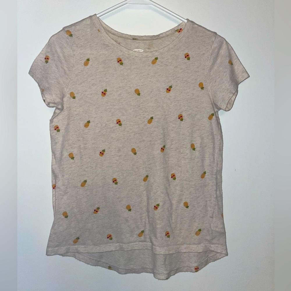 EUC Girls Old Navy Graphic Tee